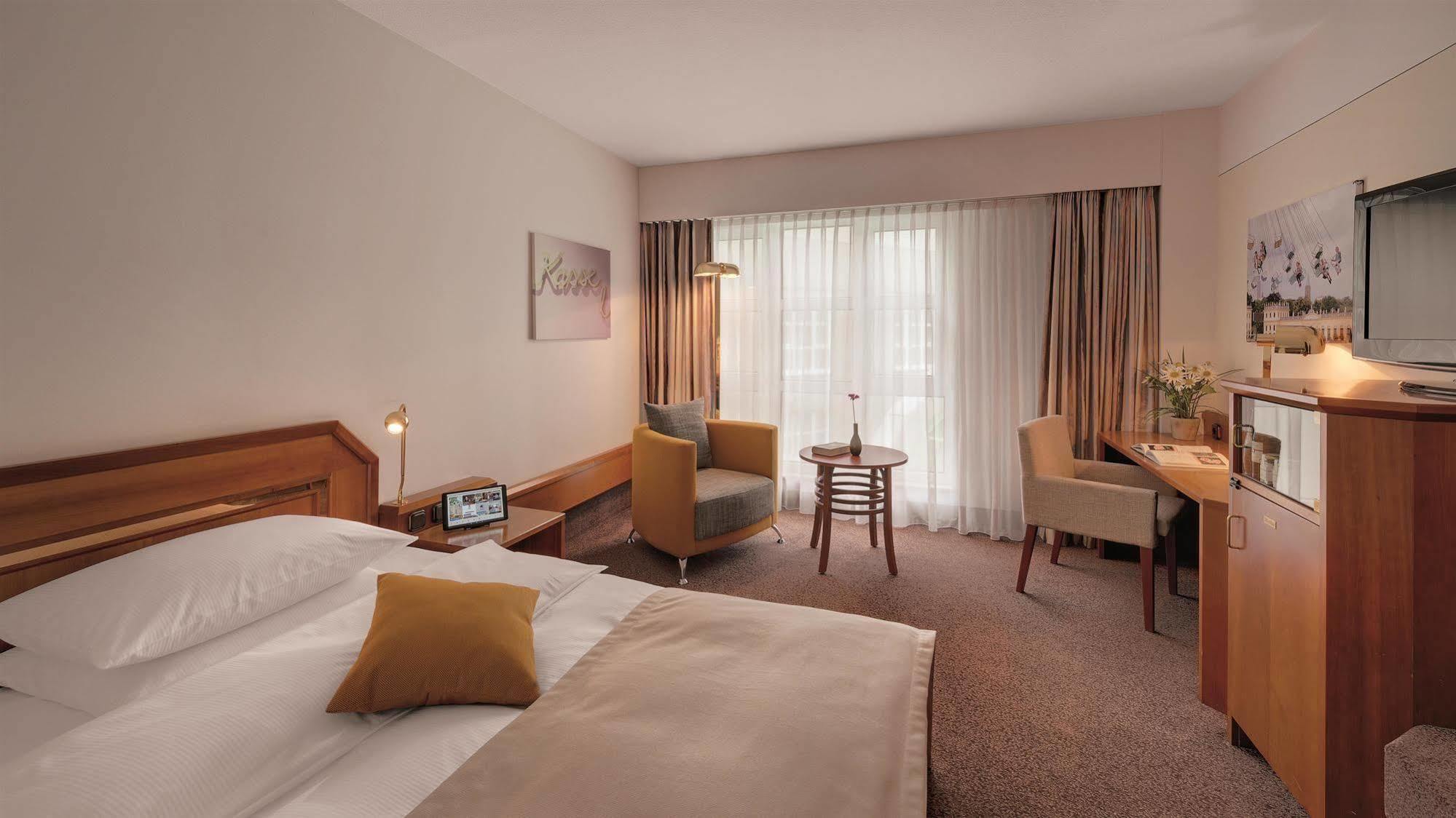 Best Western Plus Hotel Kassel City Exterior foto